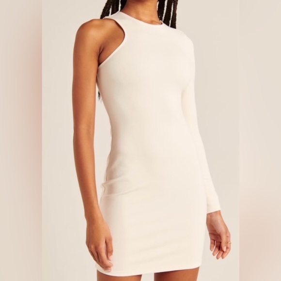 Abercrombie & Fitch Dresses & Skirts - Abercrombie & Fitch One-Shoulder Cream Bodycon Mini Dress - Petite Size XXSP